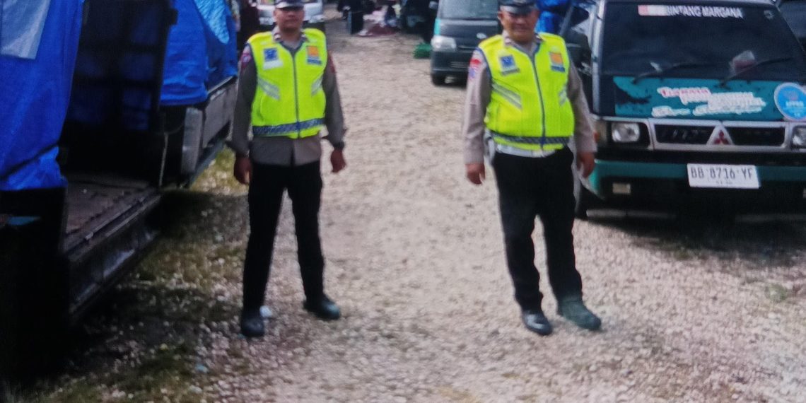 Pasar Rakyat ( Onan ) Jadi Sasaran KRYD Patroli Dialogis Personil Pos Pelayanan Sibande.