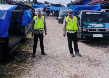 Pasar Rakyat ( Onan ) Jadi Sasaran KRYD Patroli Dialogis Personil Pos Pelayanan Sibande.