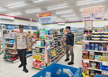 Polres Pakpak Bharat Dan Jajarannya Terus Laksanakan KRYD Di Malam Weekend Ciptakan Siskamtibmas Yang Kondusif Di Tengah Masyarakat.