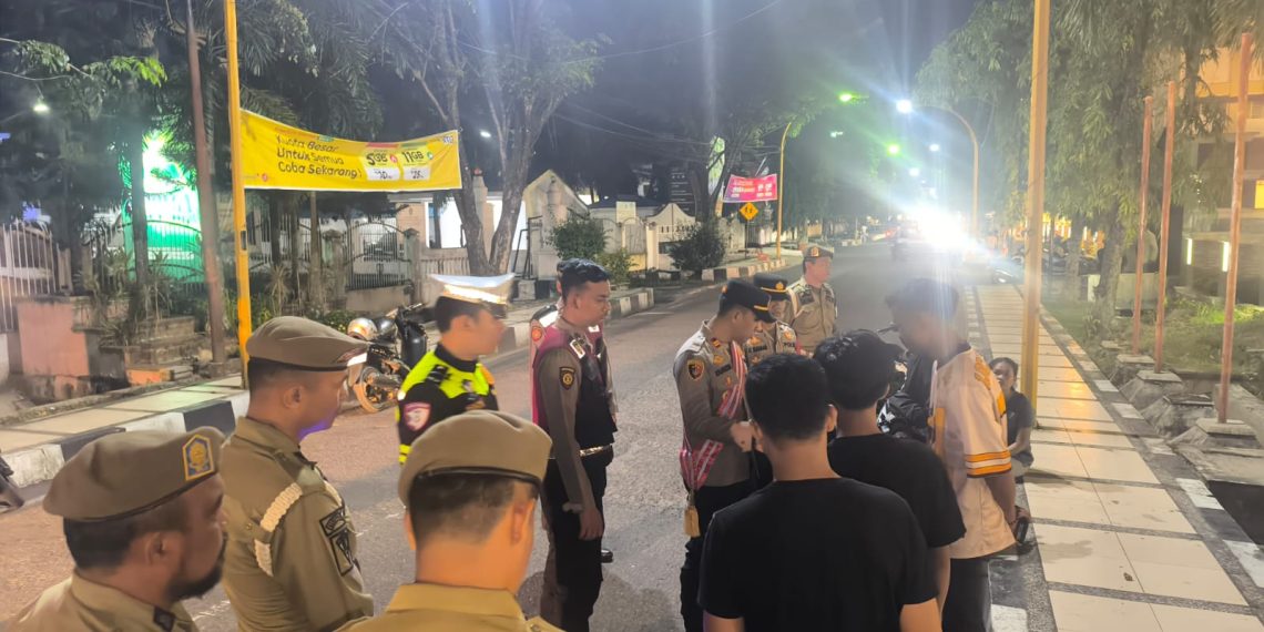 Berikan Himbauan Kepada Masyarakat, Jangan Takut Lapor Aksi Premanisme Ke Call Center 110 Polres Sibolga