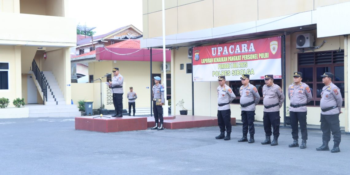 PJU Polres Sibolga Mengikuti Upacara Laporan Kenaikan Pangkat, Dipimpin Kapolres Sibolga