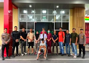 Tim Khusus Anti Bandit (Tekab) Polsek Medan Tembung bergerak cepat mengungkap kasus perampokan HP milik seorang anggota polisi di kawasan Pintu Tol Bandar Selamat, Kecamatan Medan Tembung, Jumat (4/7/2025).