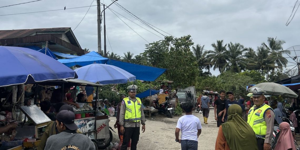 Pasar Rakyat / Onan Sibande Jadi Agenda Kegiatan Rutin Yang Di Tingkatkan Oleh Polres Pakpak Bharat.