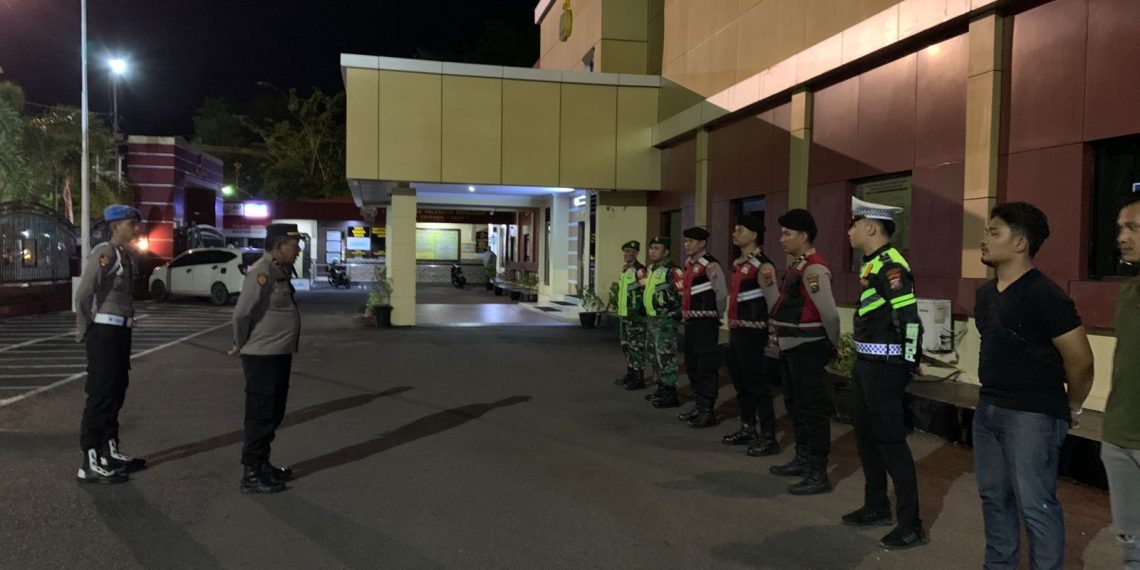 Jangan Takut Aksi Premanisme, Personil Polres Sibolga Sambangi Masjid Al-Jamil Sibolga