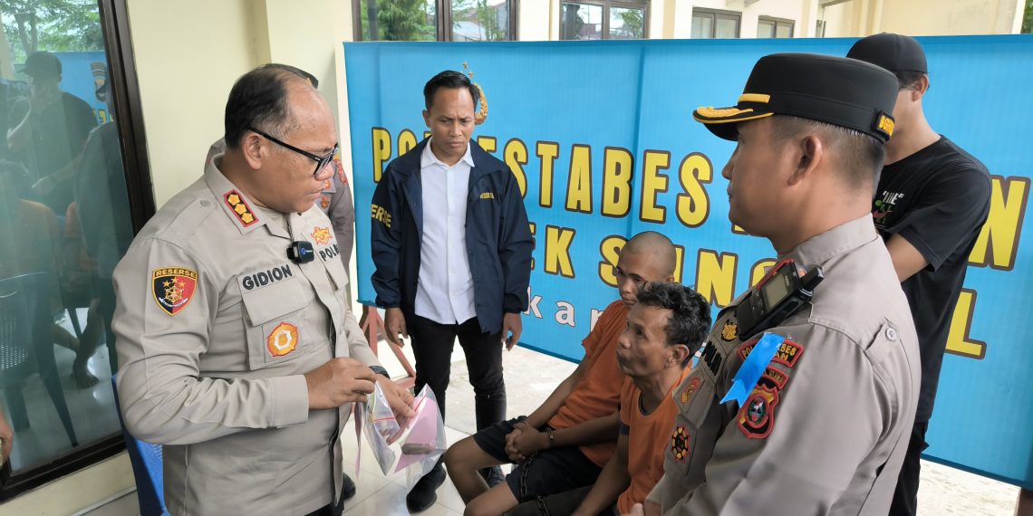 Permasalahan Handphone Berujung Kematian, Ayah Dan Anak Jadi Tersangka Pembunuhan Pekerja Panglong