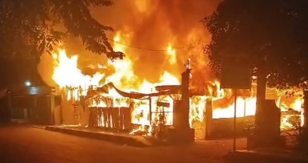 Kebakaran Rumah Semi Permanen di Tebingtinggi