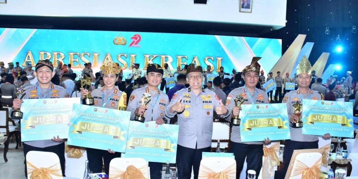 POLRES NIAS RAIH JUARA 2 NASIONAL LOMBA PELAYANAN POLRI 110