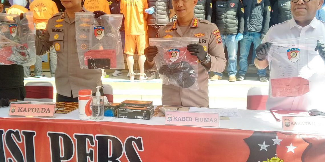 Polda Ungkap Kasus Pemukulan WN Rusia 4 Tersangka Terlibat Termasuk WNI dan WNA , Terungkap 27 TKP Motif Pemerasan dan Dugaan Jaringan Narkoba.