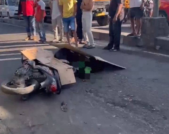 Elakkan Pintu Mobil, Pengemudi Ojol Meninggal Terlindas di Jalan Yos Sudarso