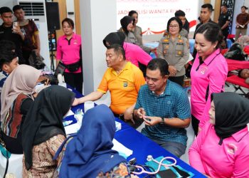 HUT ke-77, Polwan Polda Sumut Bersama Bhayangkari Tebar Kepedulian Lewat Donor Darah