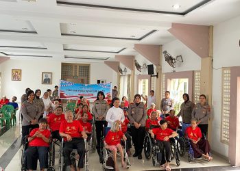 Polwan Polda Sumut Tebar Kepedulian, Salurkan 350 Paket Sembako di Tiga Lokasi