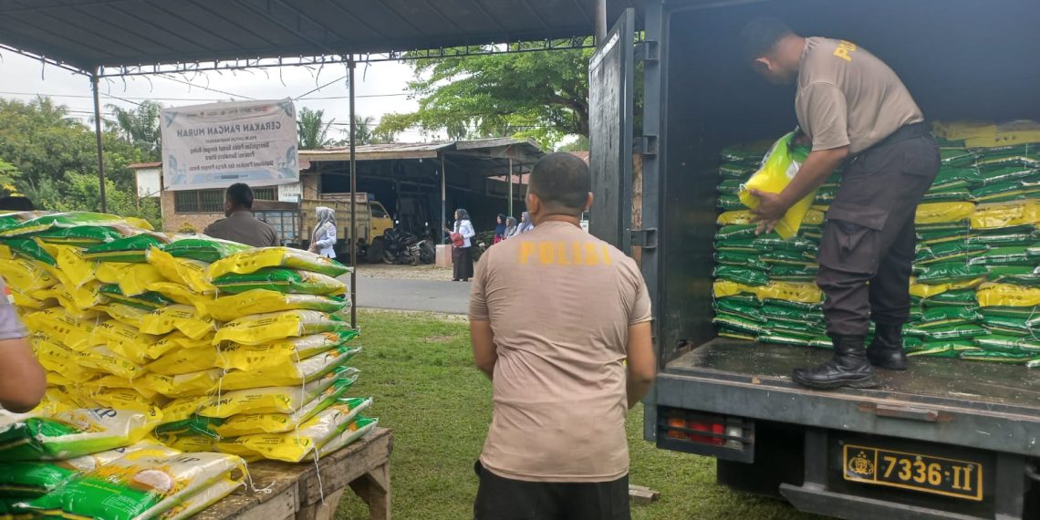 Dukung Kesejahteraan Warga, Polda Sumut Salurkan Beras SPHP Lewat GPM