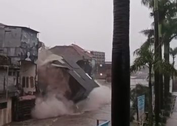 Ruko Ambruk Dihantam Banjir Denpasar, Empat Orang Tewas