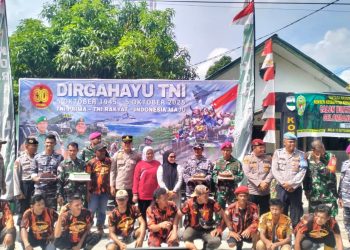 Sinergi TNI–Polri, Pemerintah dan Pemuda di Bedagai Rayakan HUT TNI dengan Gotong Royong dan Kejutan Kue