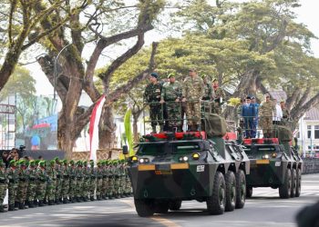 Kapolda Sumut Hadiri Upacara HUT ke-80 TNI di Lapangan Merdeka Medan