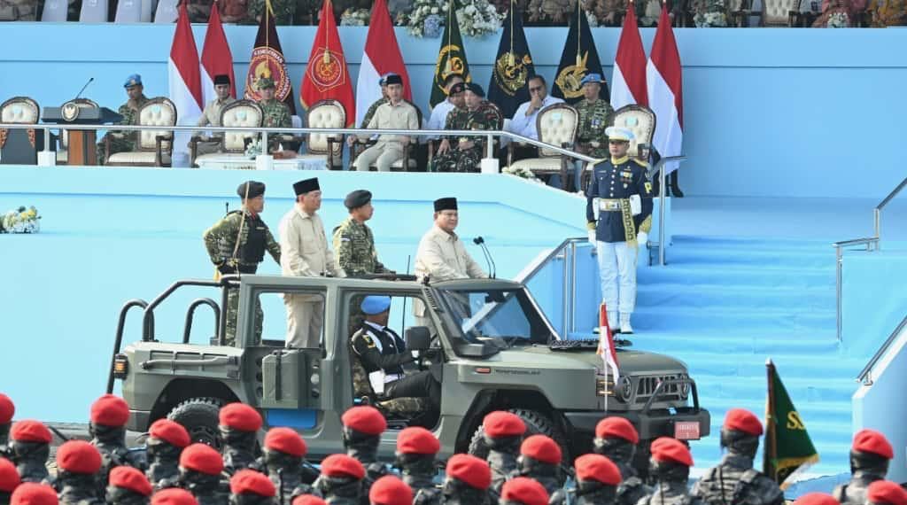 Presiden Prabowo Pimpin Upacara HUT ke-80 TNI di Monas