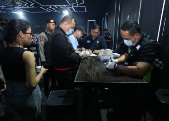Polda Sumut Gelar Razia Gabungan di THM Helen’s Night Mart, Dua Pengunjung Positif Narkoba