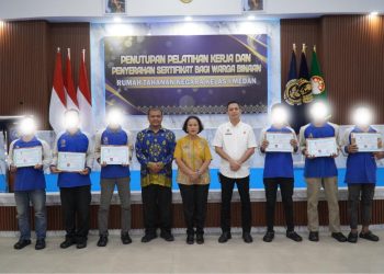 Penutupan & Penyerahan Sertifikat Pelatihan Kerja Bagi Warga Binaan Rutan Kelas I Medan