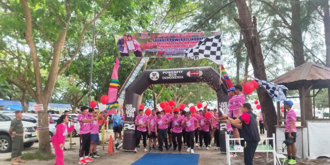 Ratusan Peserta Ramaikan Virtual Run & Powerfit Dalam rangka Hari Ibu di Pantai Cermin Ingah seafood.