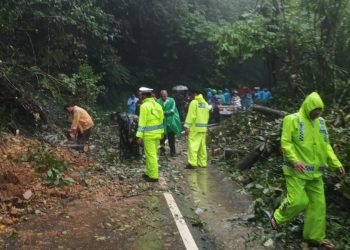 Polres Taput Intensif Tangani 27 Titik Bencana Banjir dan Longsor, Evakuasi Dilanjutkan Bertahap Akibat Cuaca Ekstrem