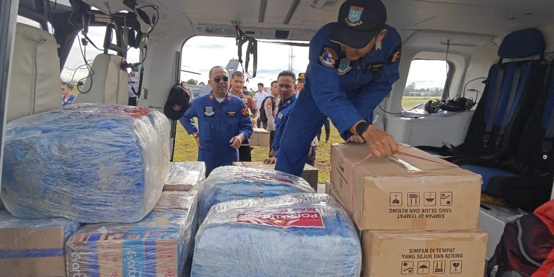 Ratusan Kilogram Bantuan Disalurkan Melalui Airdrop, Polda Sumut Pastikan Warga Terisolir Terbantu
