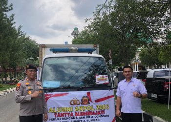 Polda Sumut Salurkan Bantuan Sembako dan Air Bersih dari Alumni Akpol 2003 untuk Warga Terdampak di Langkat