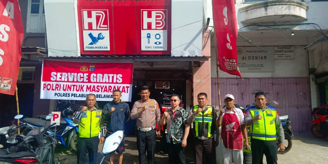 Polres Pelabuhan Belawan Berikan Servis Motor Gratis untuk Warga Terdampak Banjir