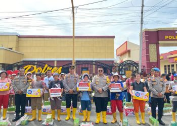 Polres Sibolga Salurkan Bantuan Sosial Bagi Korban Terdampak Banjir Dan Longsor Di Kota Sibolga