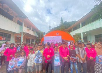 Polda Sumut Hadir Pulihkan Harapan Anak-anak Korban Banjir dan Longsor di Sibolga