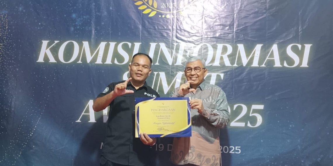 Polda Sumut Raih Predikat Menuju Informatif pada Komisi Informasi Sumut Award 2025