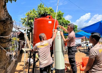 Polda Sumut Hadirkan Air Bersih untuk Warga Hutanabolon, Pasang Filter Air Nanotec pada Sumur Bor