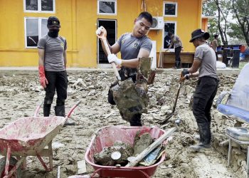 Taruna Akpol Hadir untuk Masyarakat, Bersihkan Fasilitas Publik dan Siap Gelar Bakti Sosial di Aceh Tamiang