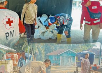 Sinergi Kemanusiaan Brimob dan PMI, Dapur Lapangan Beroperasi dan Masjid Diperbaiki di Aek Ngadol