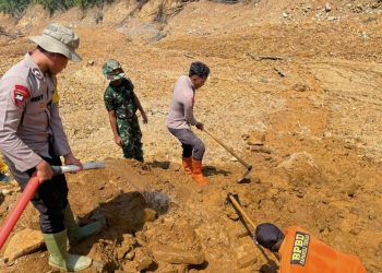 Sinergi SAR untuk Kemanusiaan, Tim Gabungan Cari Korban Bencana di Tapanuli Tengah