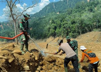 Brimob Sumut Hadir Sejak Pencarian hingga Pemulihan Warga di Tapanuli Tengah