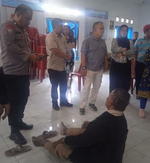 Lecehkan Siswi SD, Kakek Penjual Mainan Diarak Warga Sampali