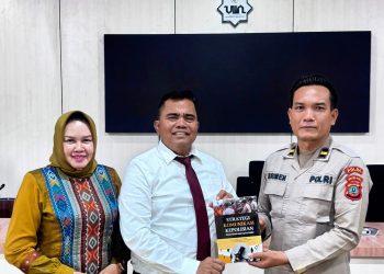 Wakapolres Sergai Raih Doktor di UINSU, Perkuat Strategi Komunikasi Polri Berbasis Ilmiah