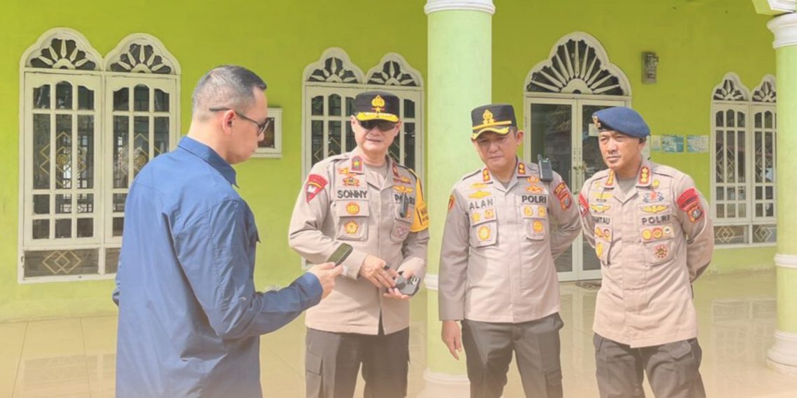 Dari Sekolah hingga Hunian Tetap, Wakapolda dan Dansat Brimob Sumut Pastikan Pemulihan Warga Tapteng Berjalan Baik
