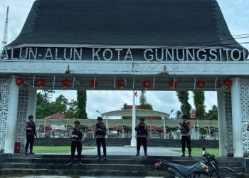 Pengamanan Humanis Brimob Warnai Perayaan Imlek 2026 di Gunungsitoli