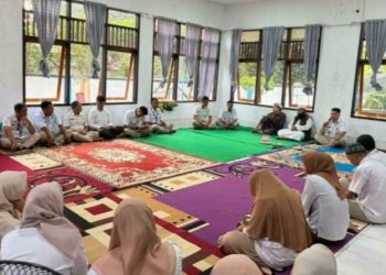 BNNK Konawe Tebar Takjil di Bulan Ramadhan, Sekaligus Kampanyekan Perang Melawan Narkoba