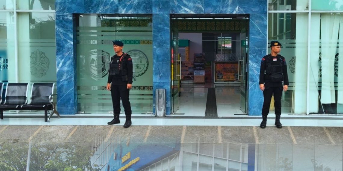 Brimob Polda Sumut Lakukan Pemantauan Keamanan di Terminal Amplas