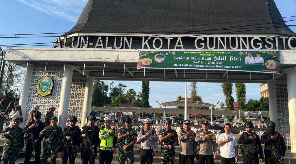 Operasi Ketupat Toba 2026, Brimob Sumut Amankan Sholat Idul Fitri di Kota Sibolga dengan Humanis dan Profesional