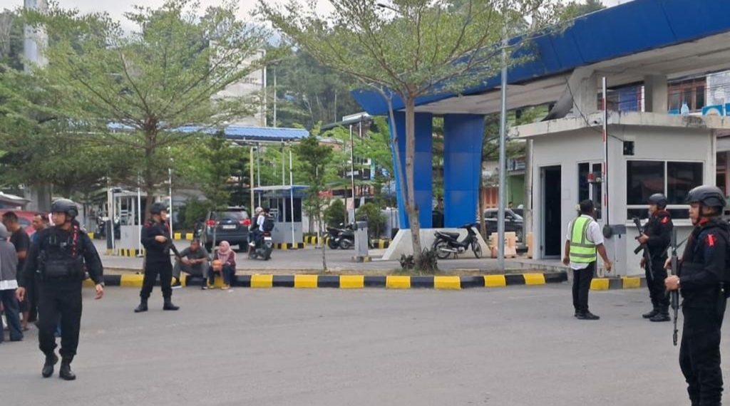 Brimob Sumut Siaga Penuh di Ajibata, Kawal Lonjakan Penumpang dalam Ops Ketupat 2026