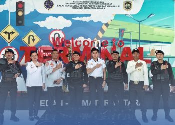 Siaga Penuh dan Humanis, Gegana Brimob Sumut Amankan Arus Balik di Terminal Amplas