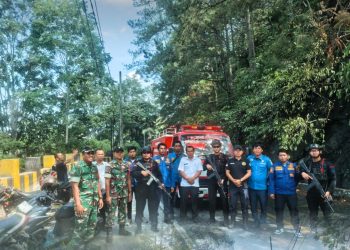 Sigap di Tengah Karhutla, Brimob Sumut Amankan Jalur Lintas Siborongborong–Parapat