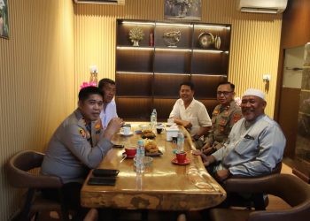 Kapolres Pelabuhan Belawan Silaturahmi dengan Tokoh Agama dan KBB, Perkuat Sinergi Jaga Kamtibmas