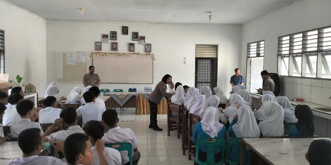 Program “Go To School” Sat Binmas Polres Binjai Ajak Pelajar Tidak Terlibat Kenakalan Remaja
