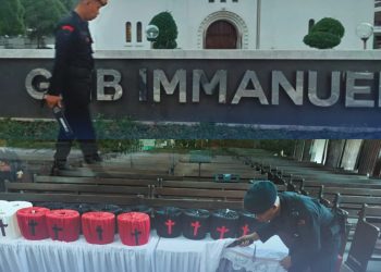Pastikan Ibadah Aman, Tim Gegana Sterilisasi Gereja Prioritas di Wilayah Medan