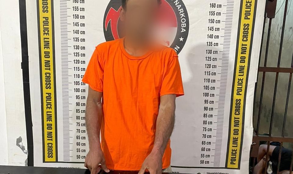 Sempat Melawan Pakai Gunting, Pengedar Sabu Diringkus Polisi di Kebun Sawit Raya Kahean