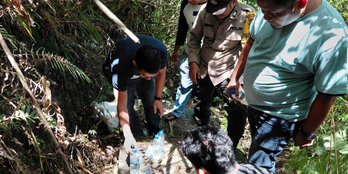 Tindaklanjuti Laporan Masyarakat Satres Narkoba Polres Pakpak Bharat Grebek Sarang Narkoba ( GSN )